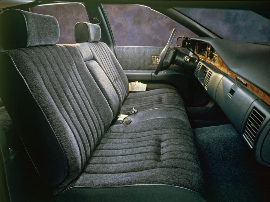  Chevrolet Caprice Classic 1991 года  (фото 6 из 17)